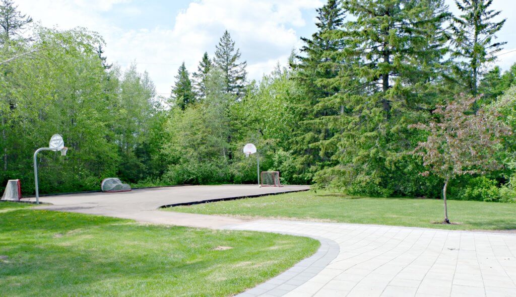 grove hamlet moncton riverview dieppe best playground park pickle planet rink basketball