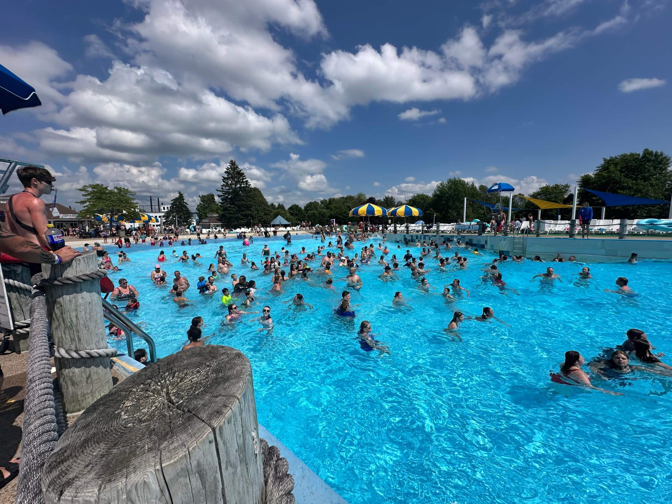 wave pool magic mountain pickle planet moncton tips visiting kids tweens teens toddlers